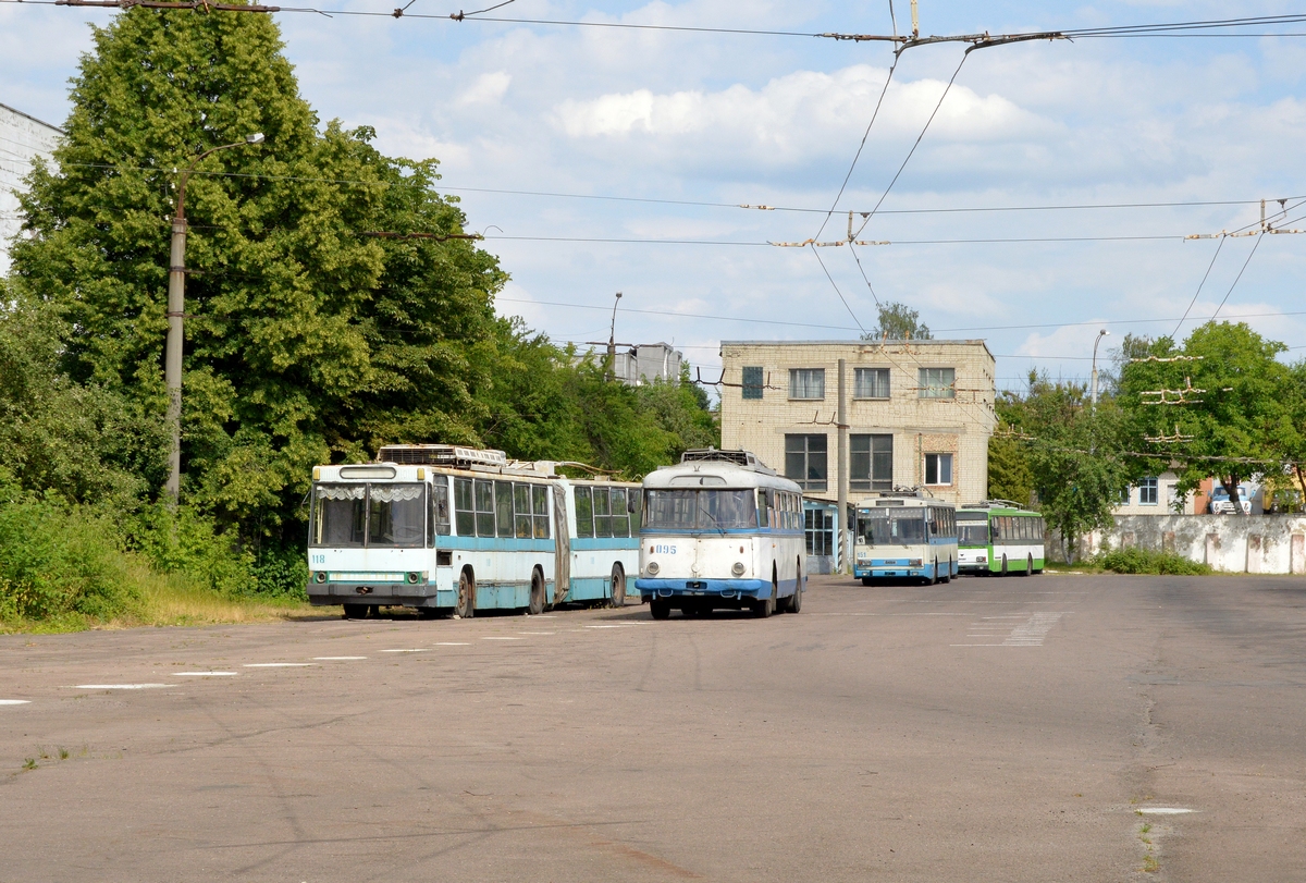 Ровно, Škoda 9TrH29 № 095