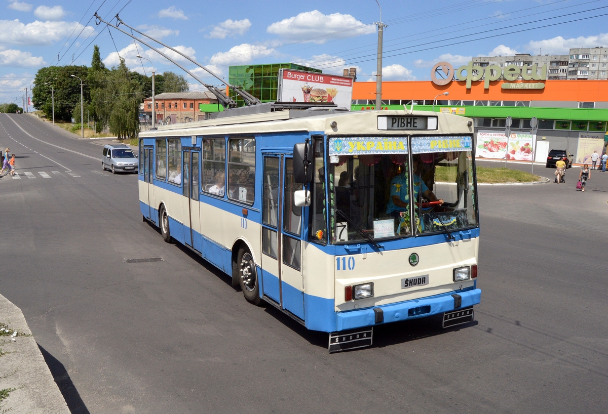 Ровно, Škoda 14Tr89/6 № 110