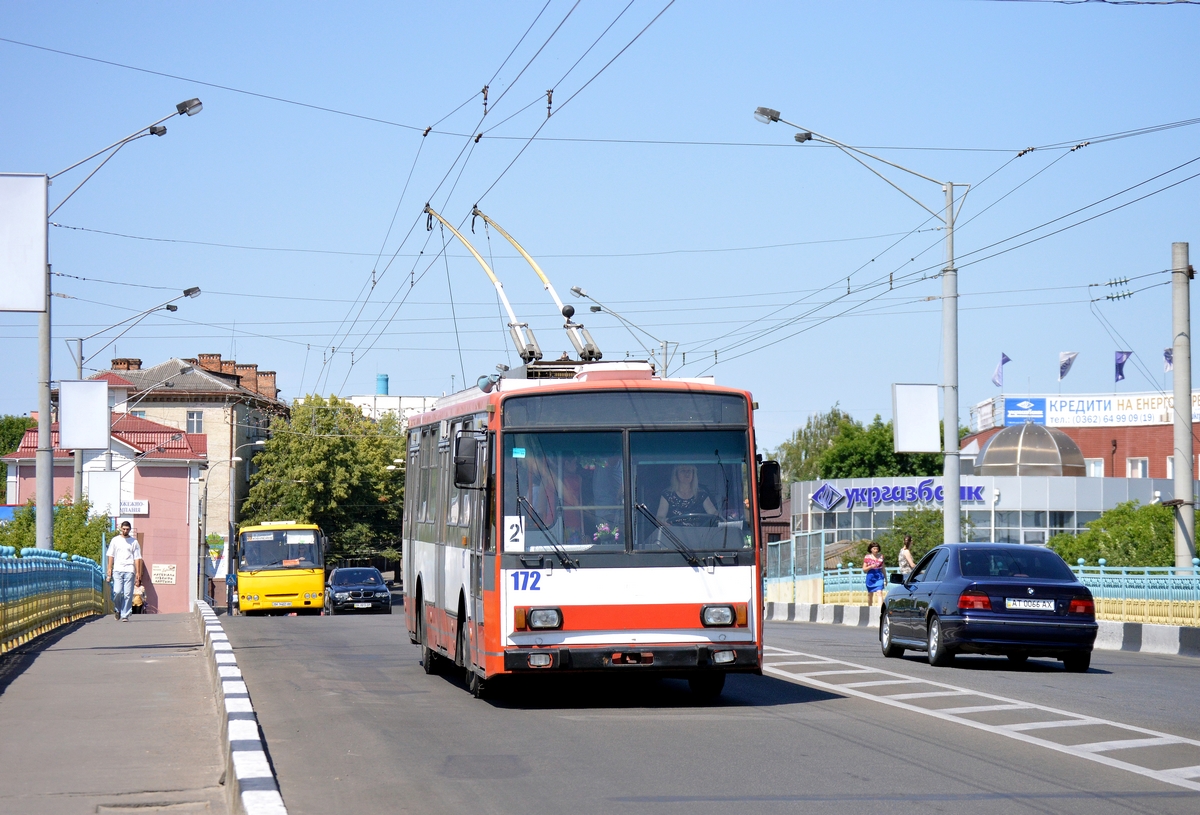 Ровно, Škoda 14Tr10/6 № 172