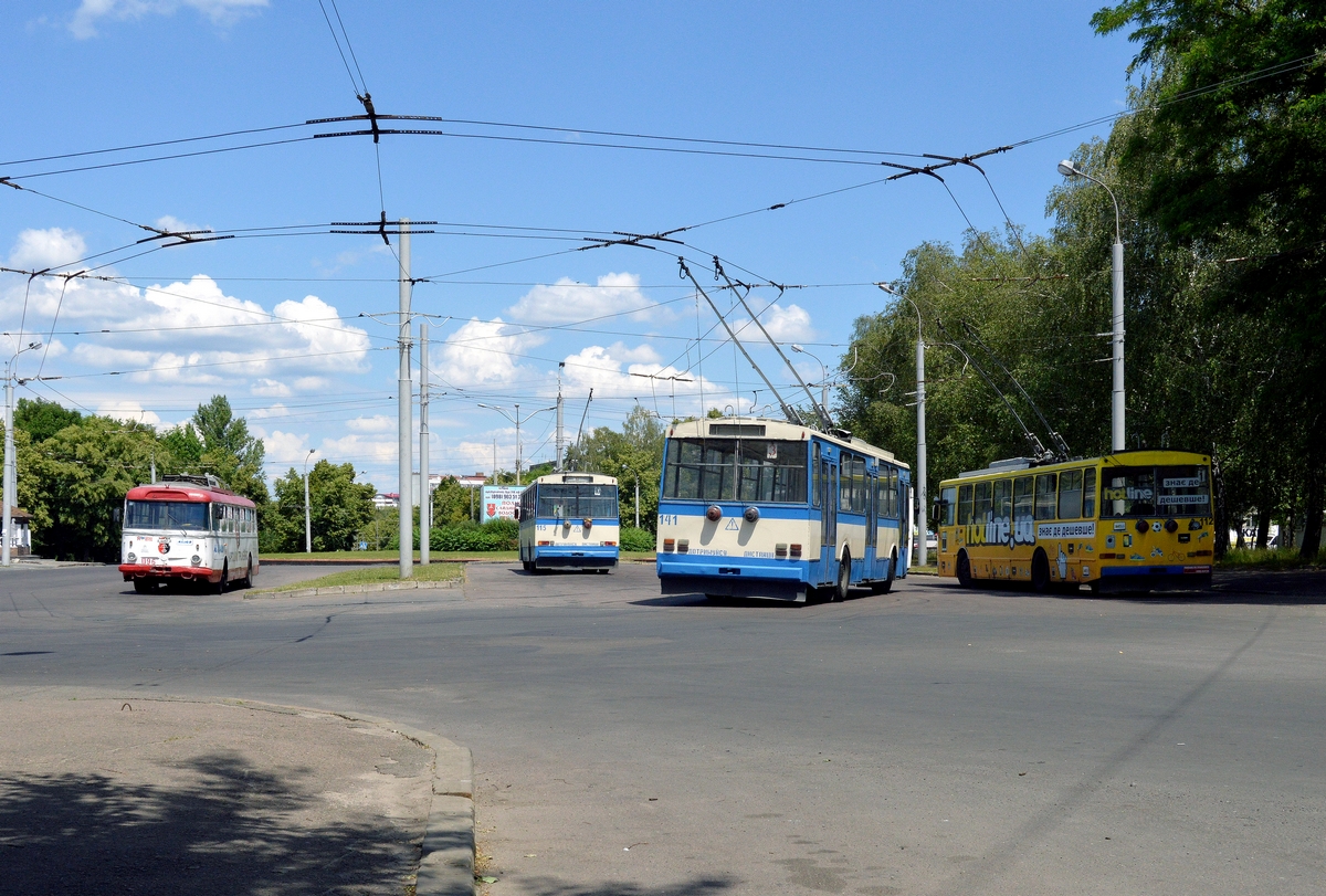 Ровно, Škoda 14Tr01 № 141; Ровно — Троллейбусные линии и инфраструктура