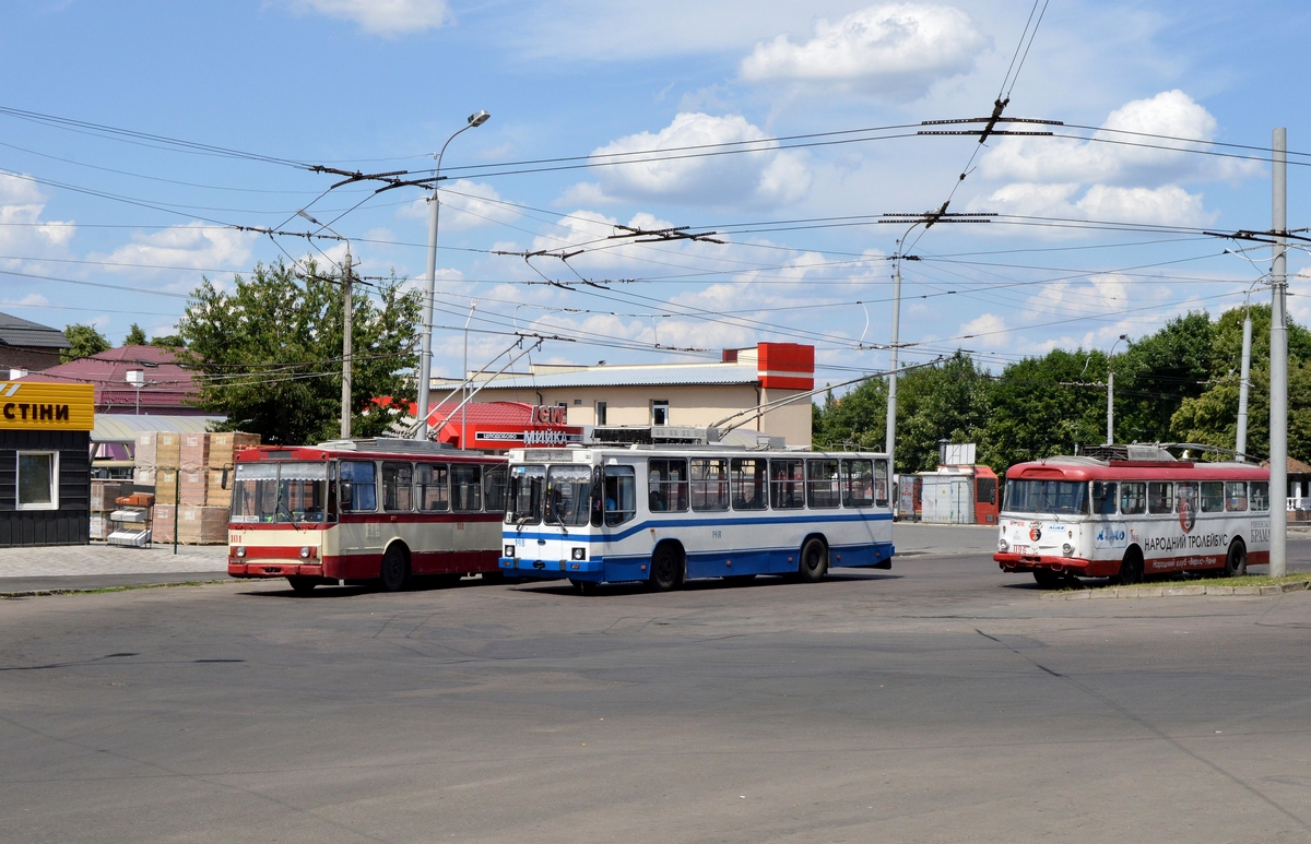 Ровно, Škoda 14Tr89/6 № 101; Ровно, ЮМЗ Т2 № 148