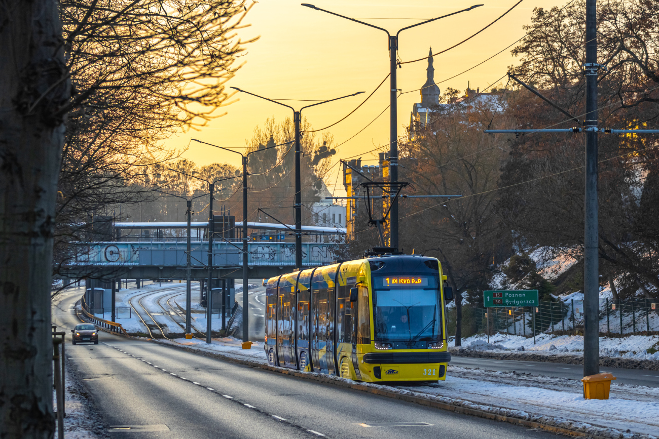 Торунь, PESA Swing 122NbT № 321