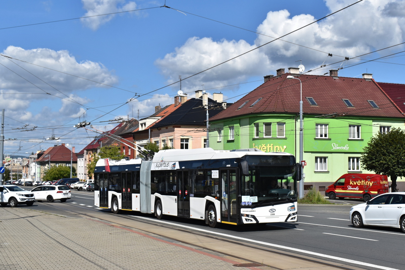 Генуя, Solaris Trollino IV 18 Škoda № 2306; Пльзень — Новые троллейбусы с завода Шкода