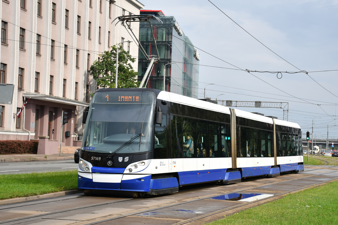 Рига, Škoda 15T ForCity Alfa Riga № 57169