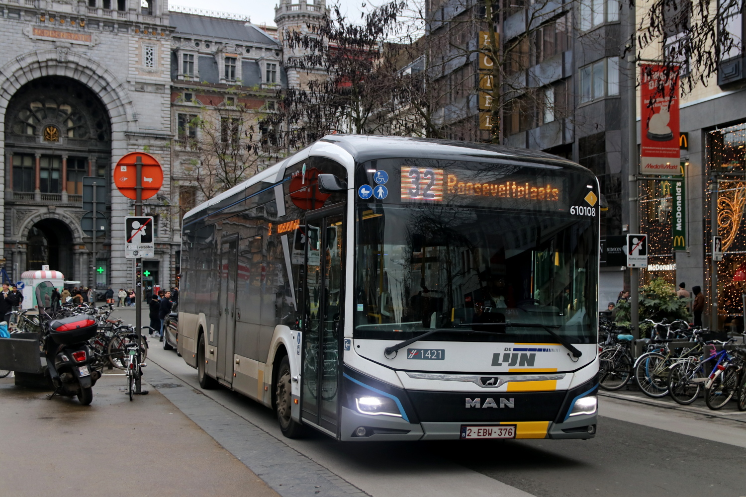 Антверпен, MAN 12C Lion's City 12 E NL326 № 610108 (1421)