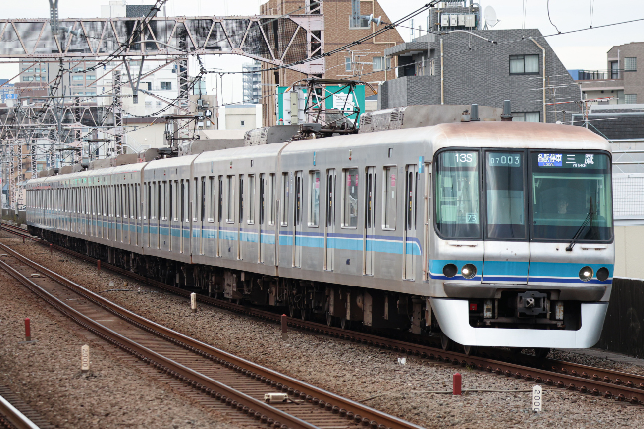 Токио, Tokyo Metro 07 series № 07-103F