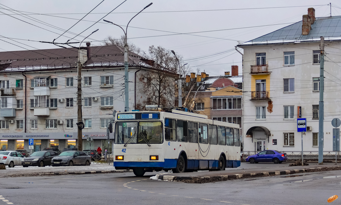 Великий Новгород, ВМЗ-5298-20 № 42