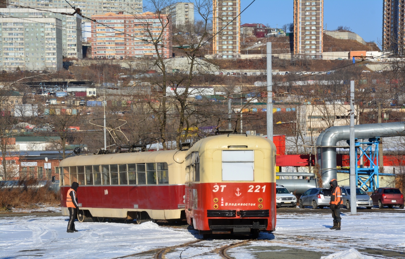 Владивосток, РВЗ-6М2 № 221