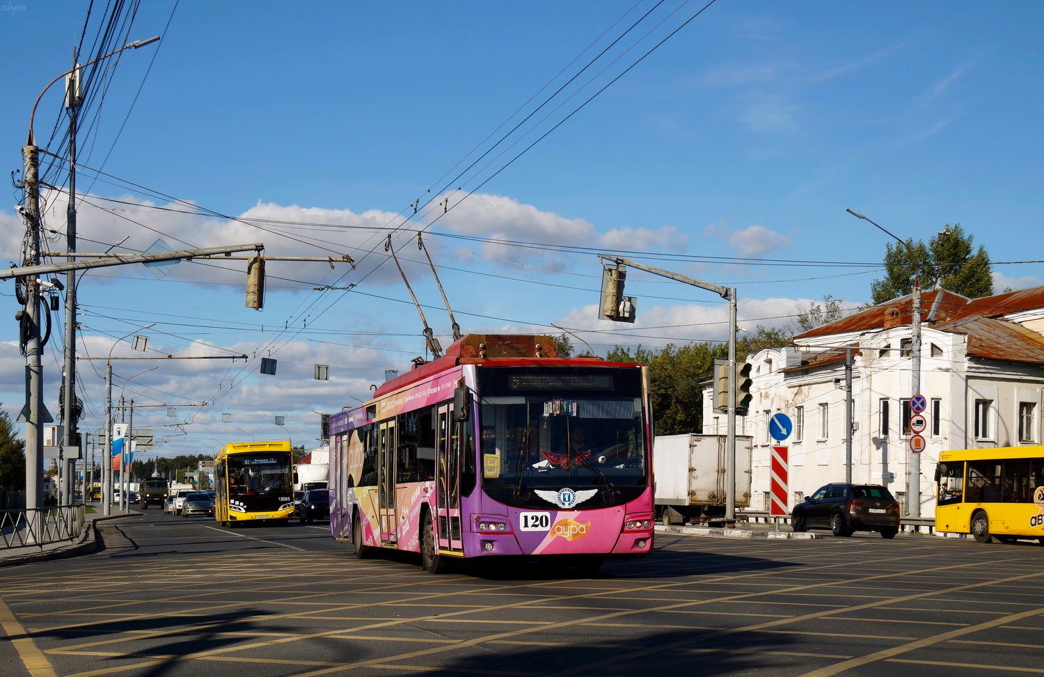 Ярославль, ВМЗ-5298.01 «Авангард» № 120