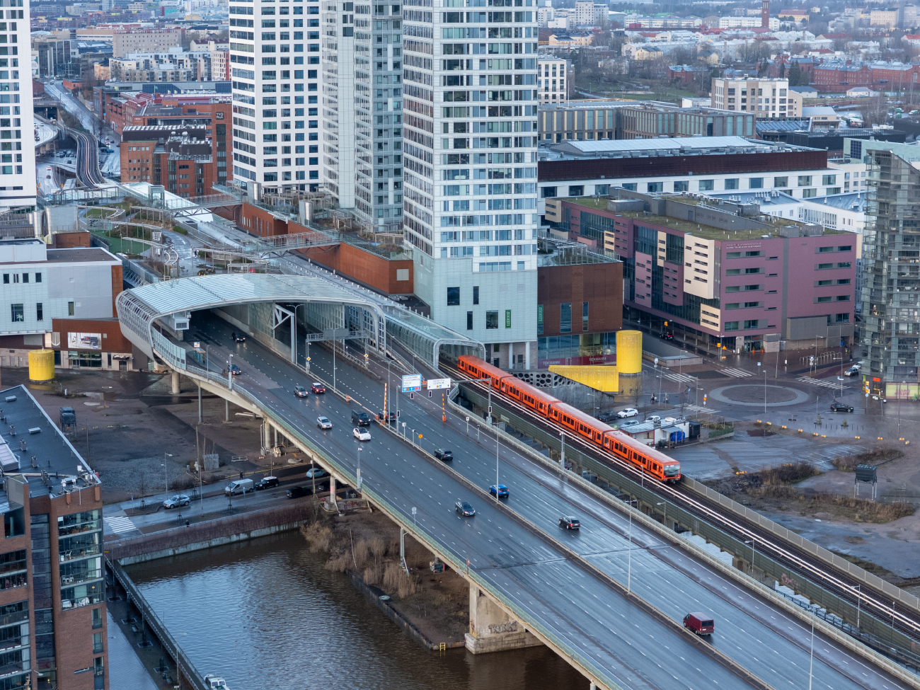 Хельсинки — Эспоо, Bombardier M200 № 220; Хельсинки — Эспоо, Bombardier M200 № 221