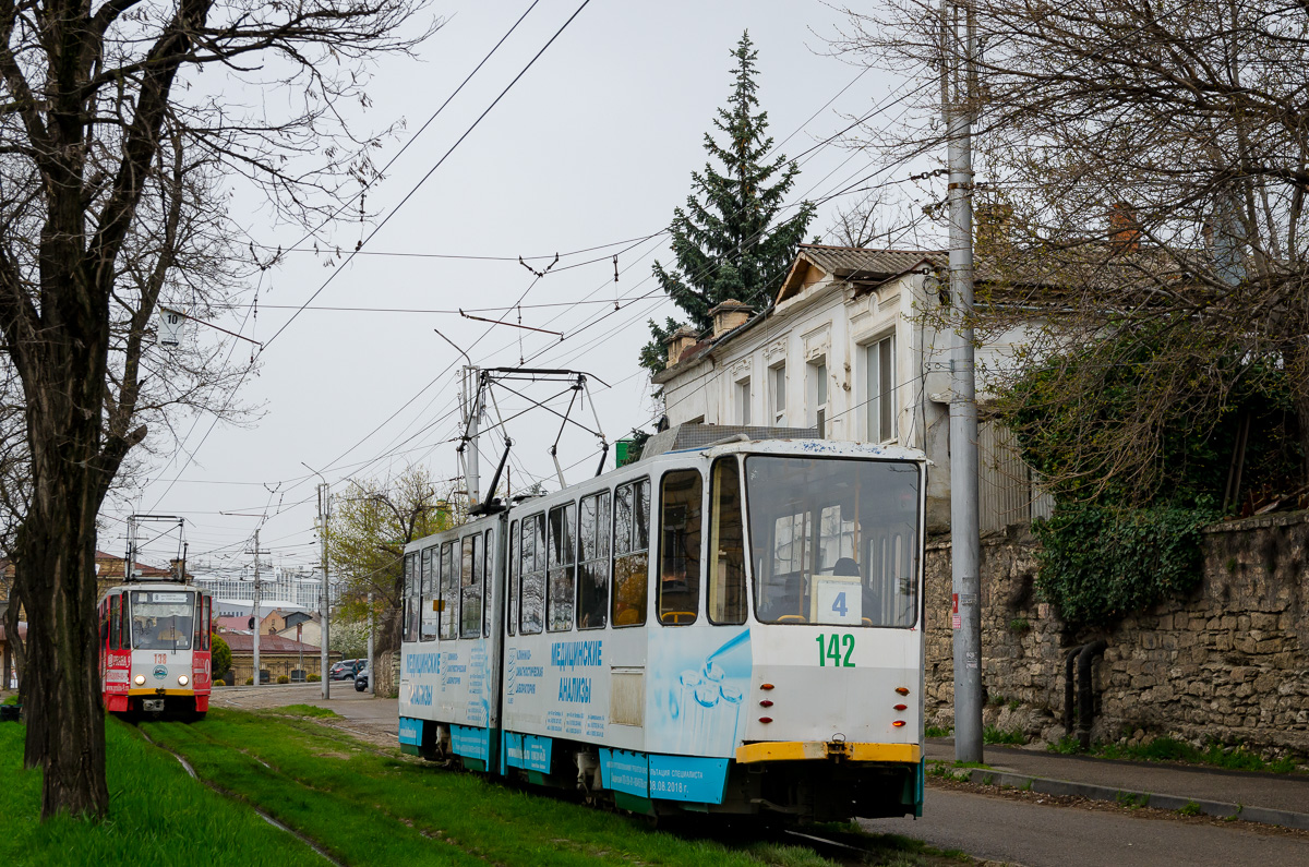Пятигорск, Tatra KT4SU № 142