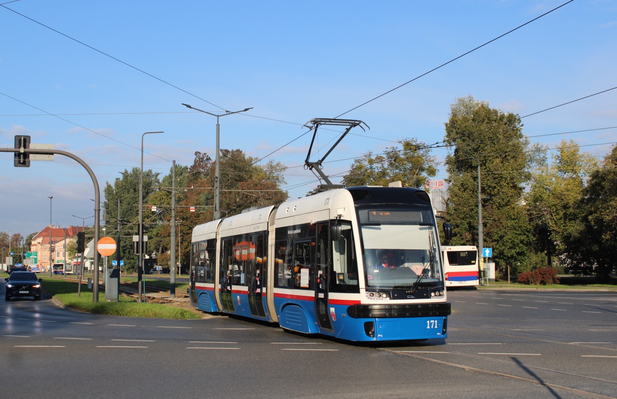 Быдгощ, PESA Swing 121NaB № 171