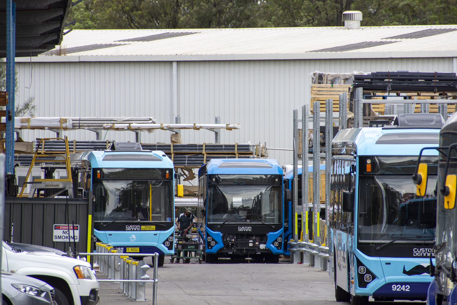 Сидней — Новые Электробусы Custom Denning; Бирмингем — Разные фотографии