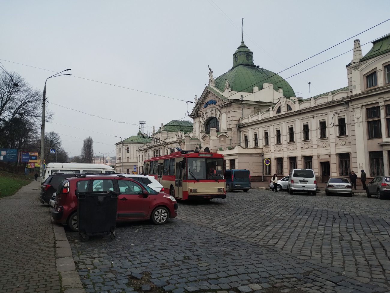Chernivtsi, Škoda 14Tr89/6 # 326