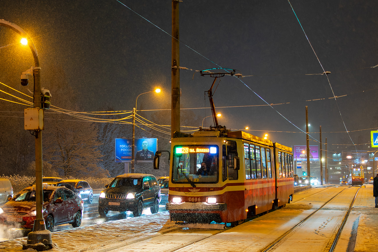 Санкт-Петербург, ЛВС-86М2 № 0696