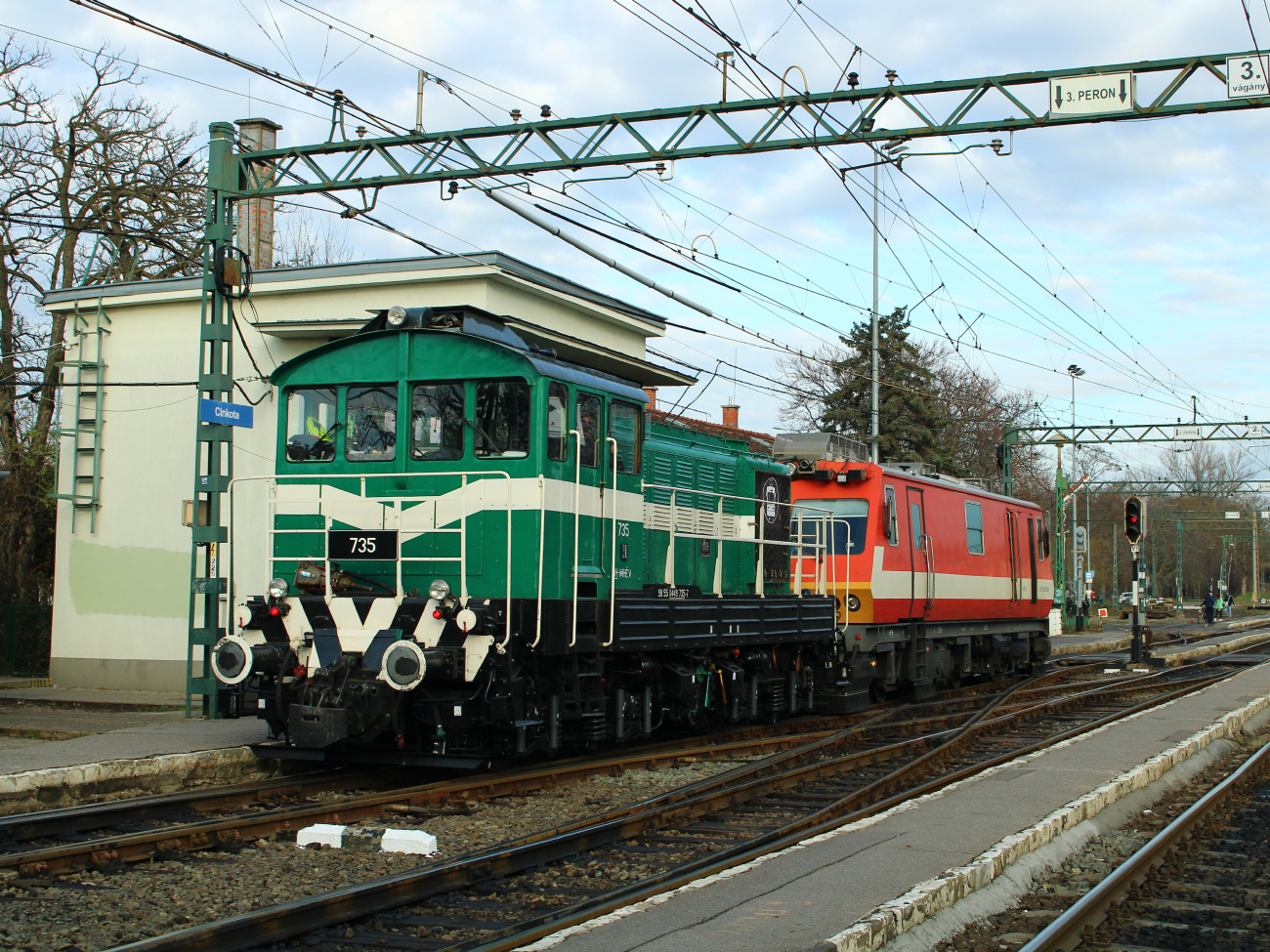 Budapest, Diesel locomotive — 735