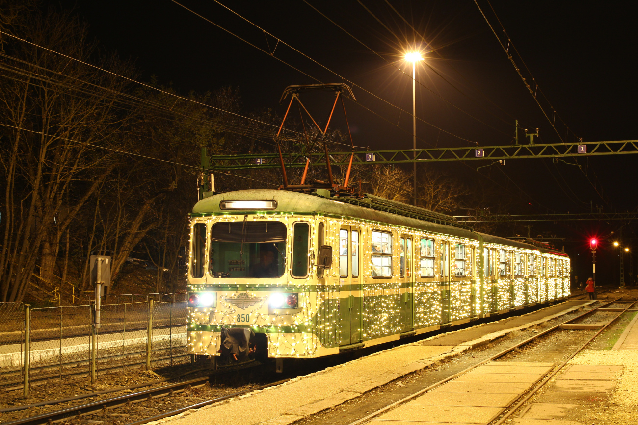 Будапешт, M IX A № 850; Будапешт — Рождественские трамваи и троллейбусы