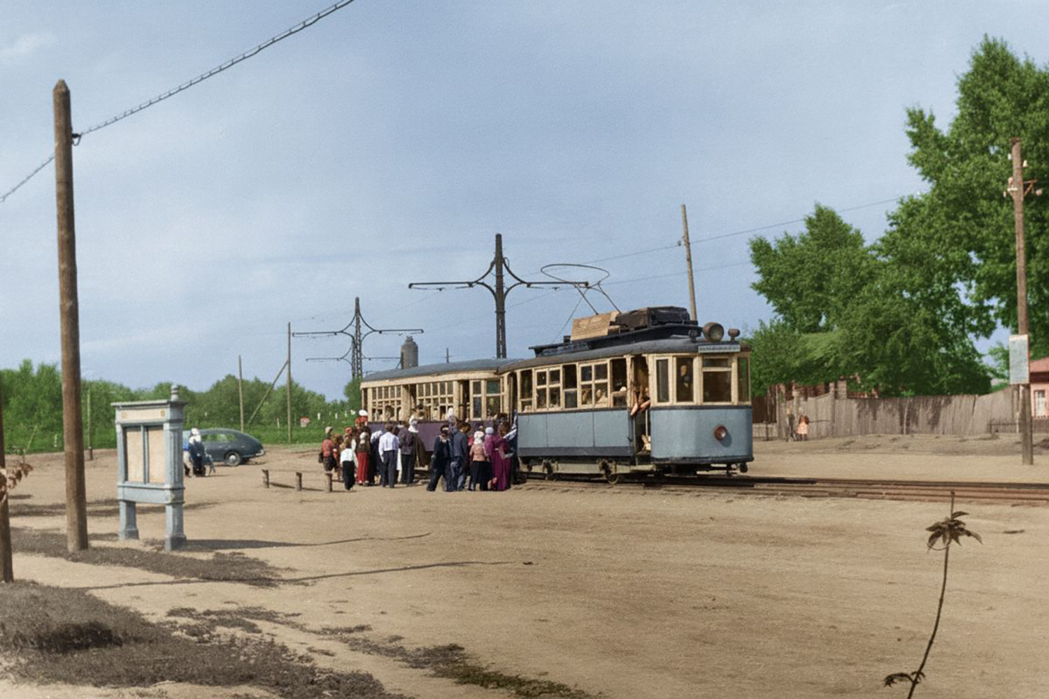 Барнаул — Исторические фотографии; Фотомонтаж; Фотомонтаж — Перекраски вагонов