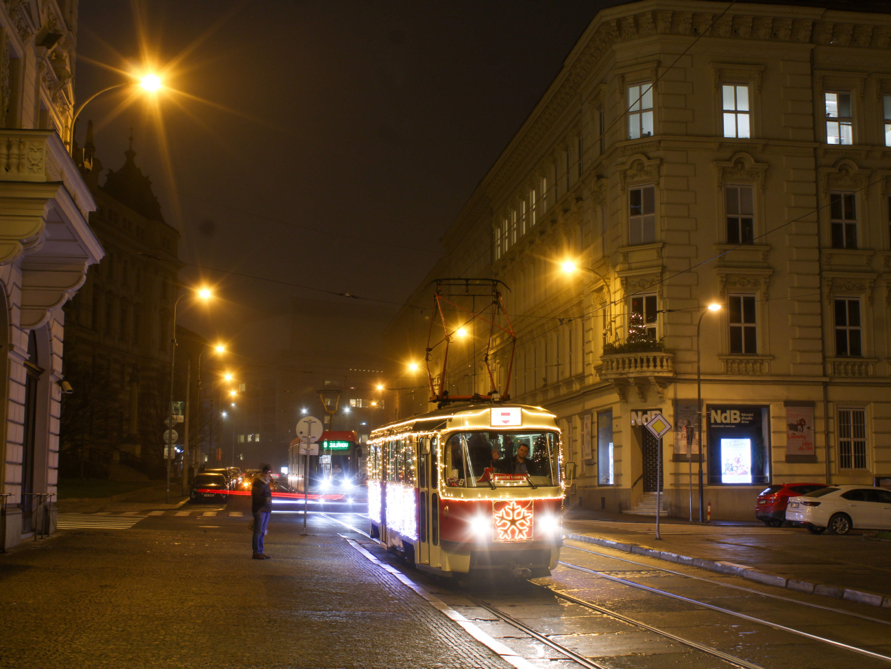 Брно, Tatra T3 № 1525; Брно, Škoda 45T ForCity Smart № 1763