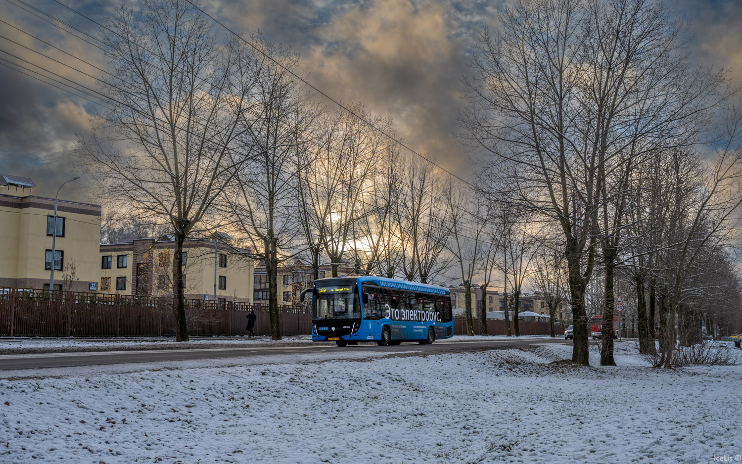 Moscow, KAMAZ-6282 # 400240