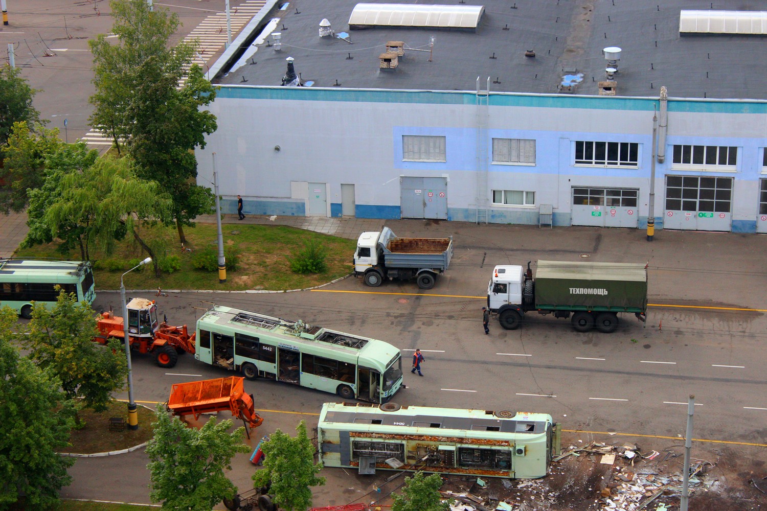 Minszk, BKM 32102 — 5442; Minszk, BKM 321 — 5644