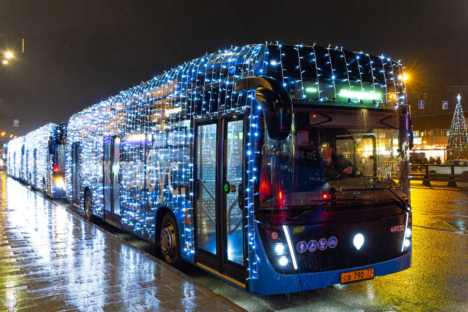 Maskva, KAMAZ-6282 nr. 491130